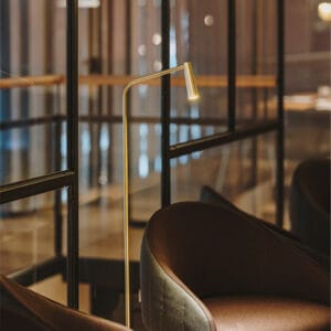 Gamma de piso dorada